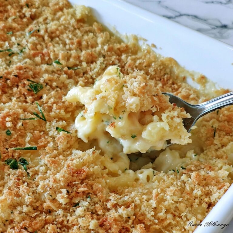 Baked Mac and Cheese with Cheez-It Crust Recipe